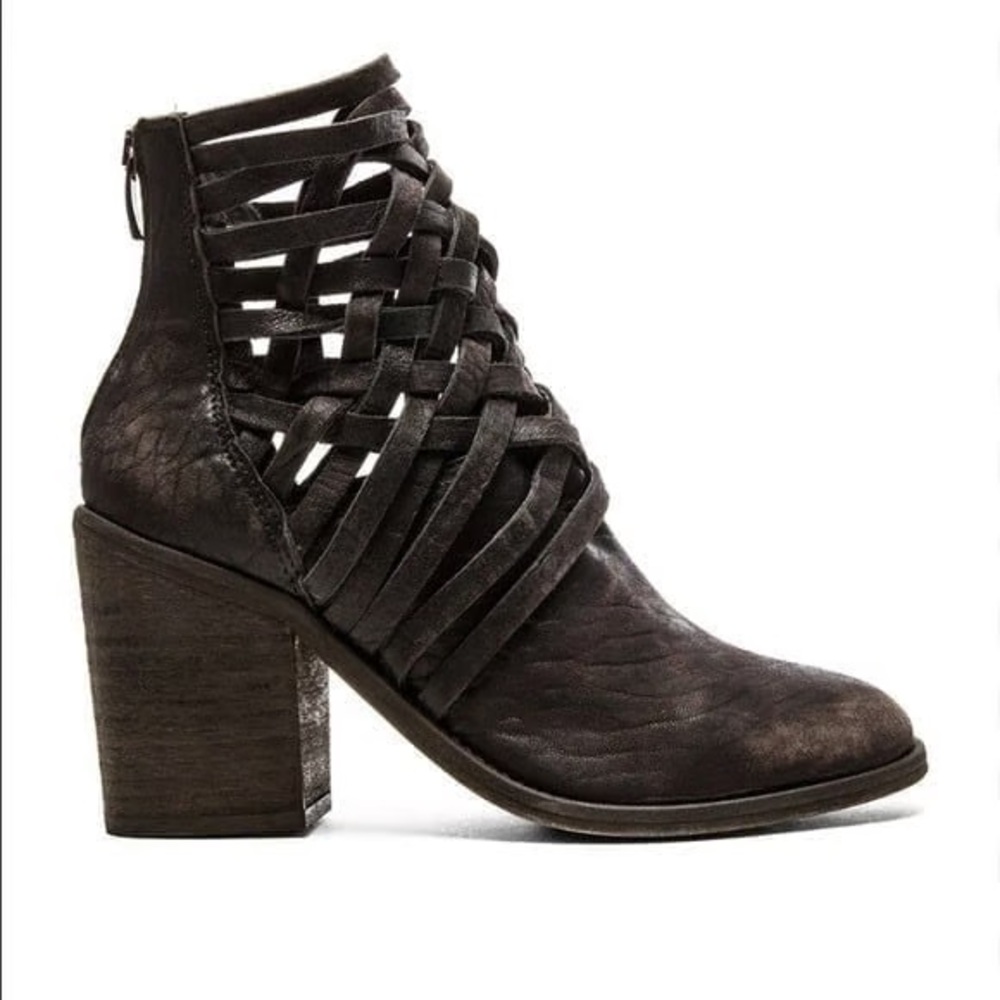 Free People Carrera Stacked Heel Black Boots Braided Size 38 Distressed Bohemian - Picture 1 of 13